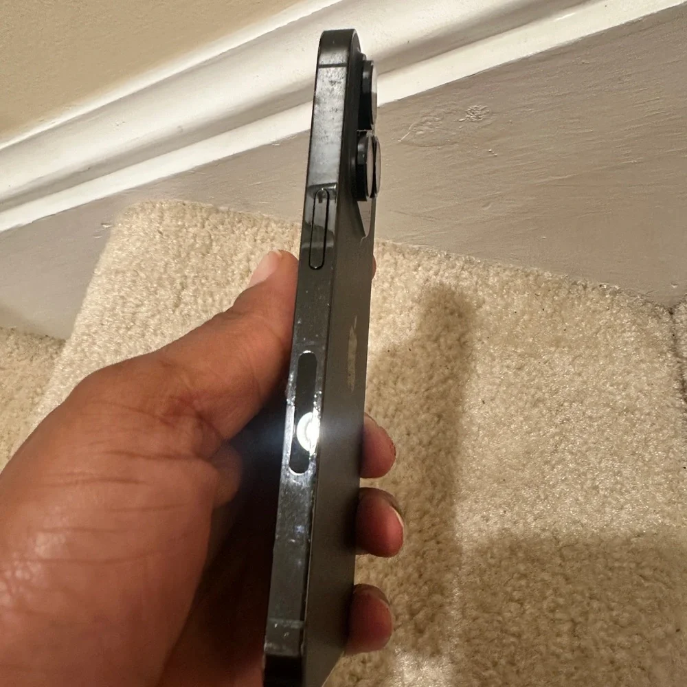 Apple iPhone - Sleek Black Finish Apple iPhone 14 Pro 128gb bh 93 space grey